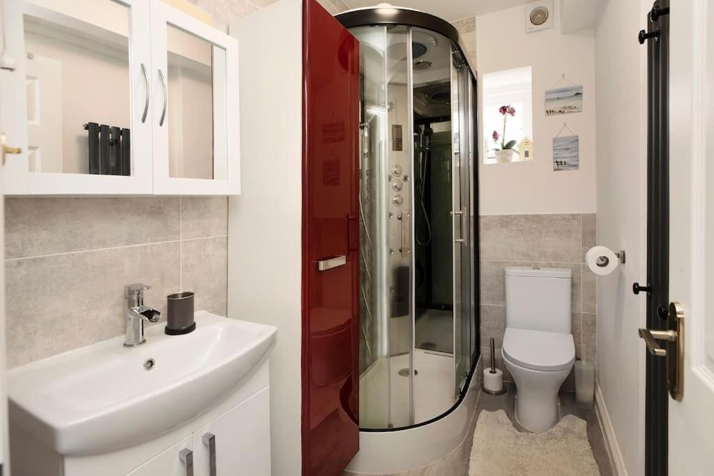 Beach Front Flat Shaldon With Parking Exteriör bild