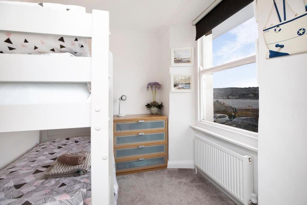 Beach Front Flat Shaldon With Parking Exteriör bild